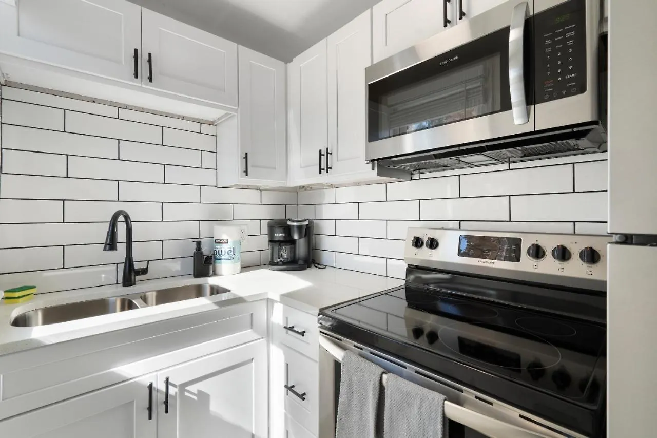 Avalon Suites Phoenix